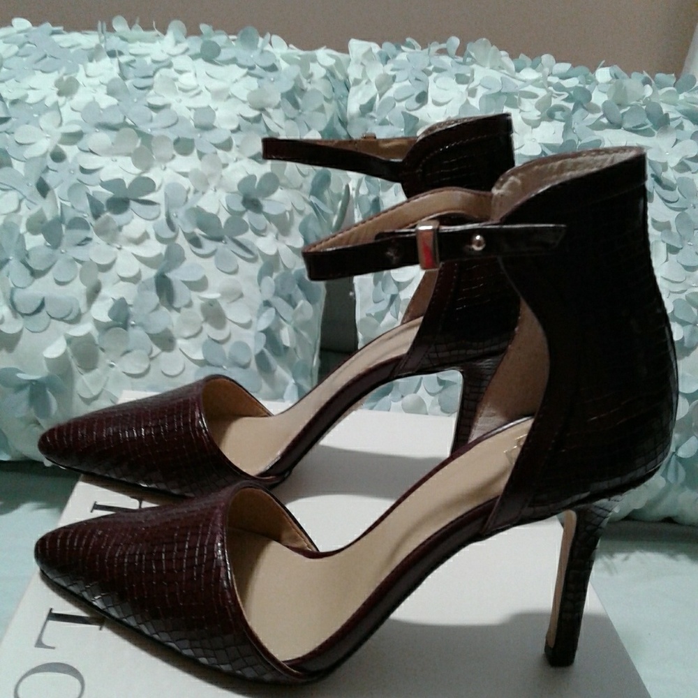 Ann Taylor Burgundy pair of high heels